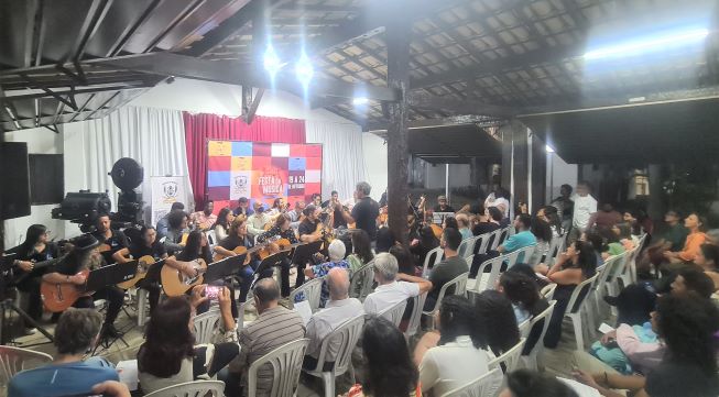 api-modulos/fotos/img/galeria_cat_culturais_496/496/13956/2ª EDIÇÃO FESTA DA MÚSICA - CAMERATA DE VIOLÕES DA UEMG E ORQUESTRA DE VIOLÕES JOÃO FRANCO, 22.10.2026 (2).jpeg
